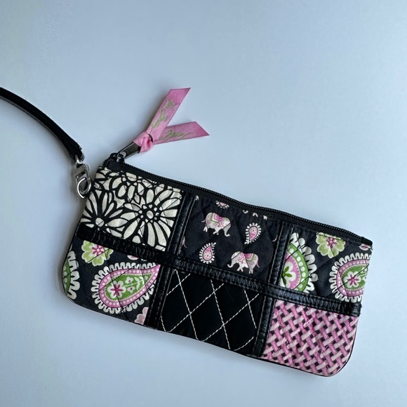 Vera Bradley Pink Elephants Wristlet - Picture 1 of 5